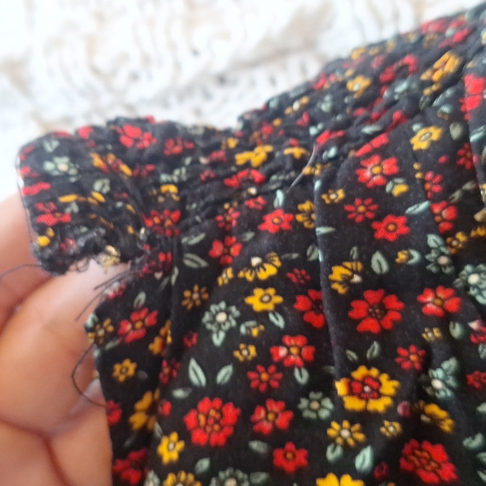 Pretty Floral Long Dress - Picture 9 of 9